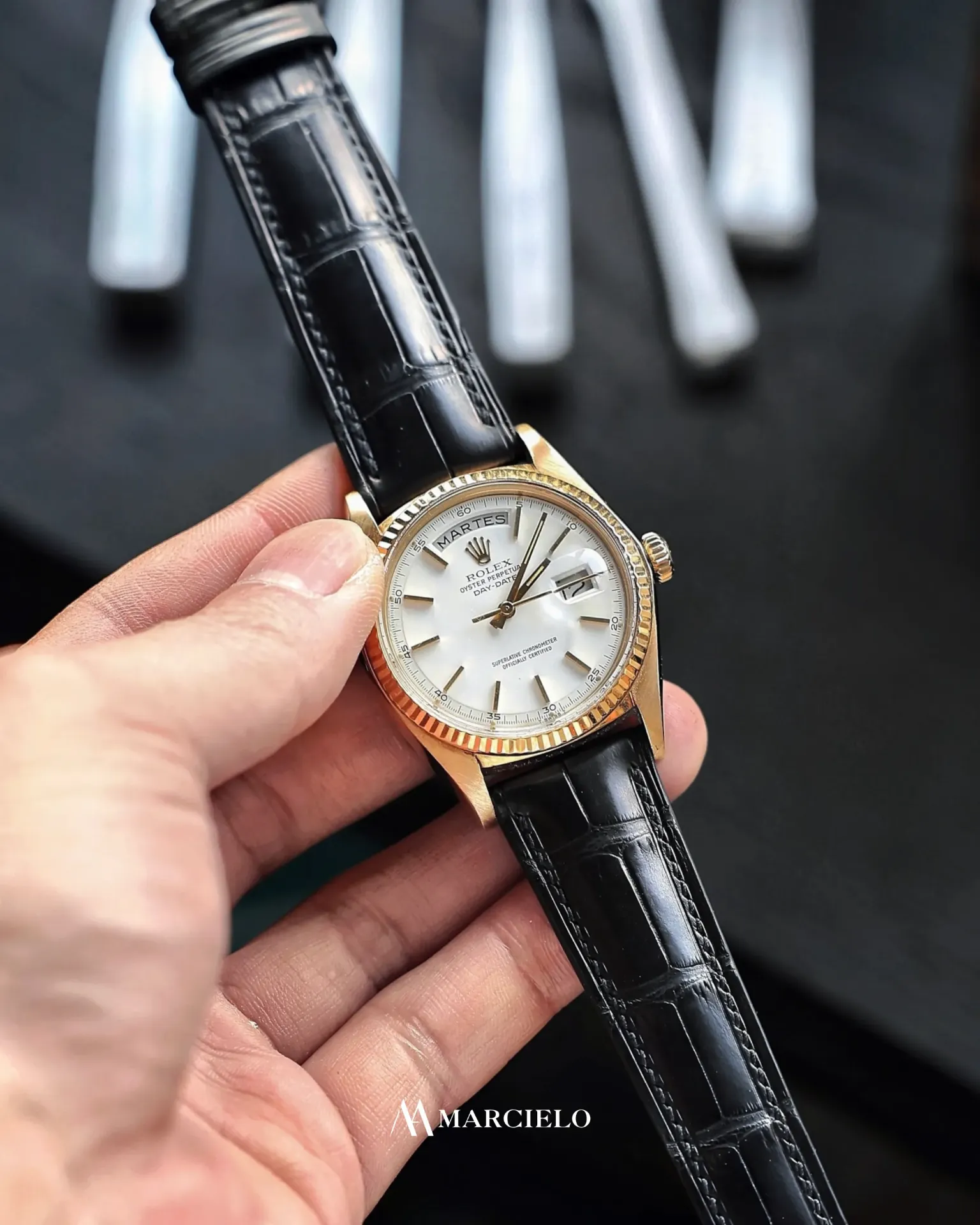 Dây đồng hồ thủ công - Rolex Daydate  - Da Cá Sấu - Màu Đen