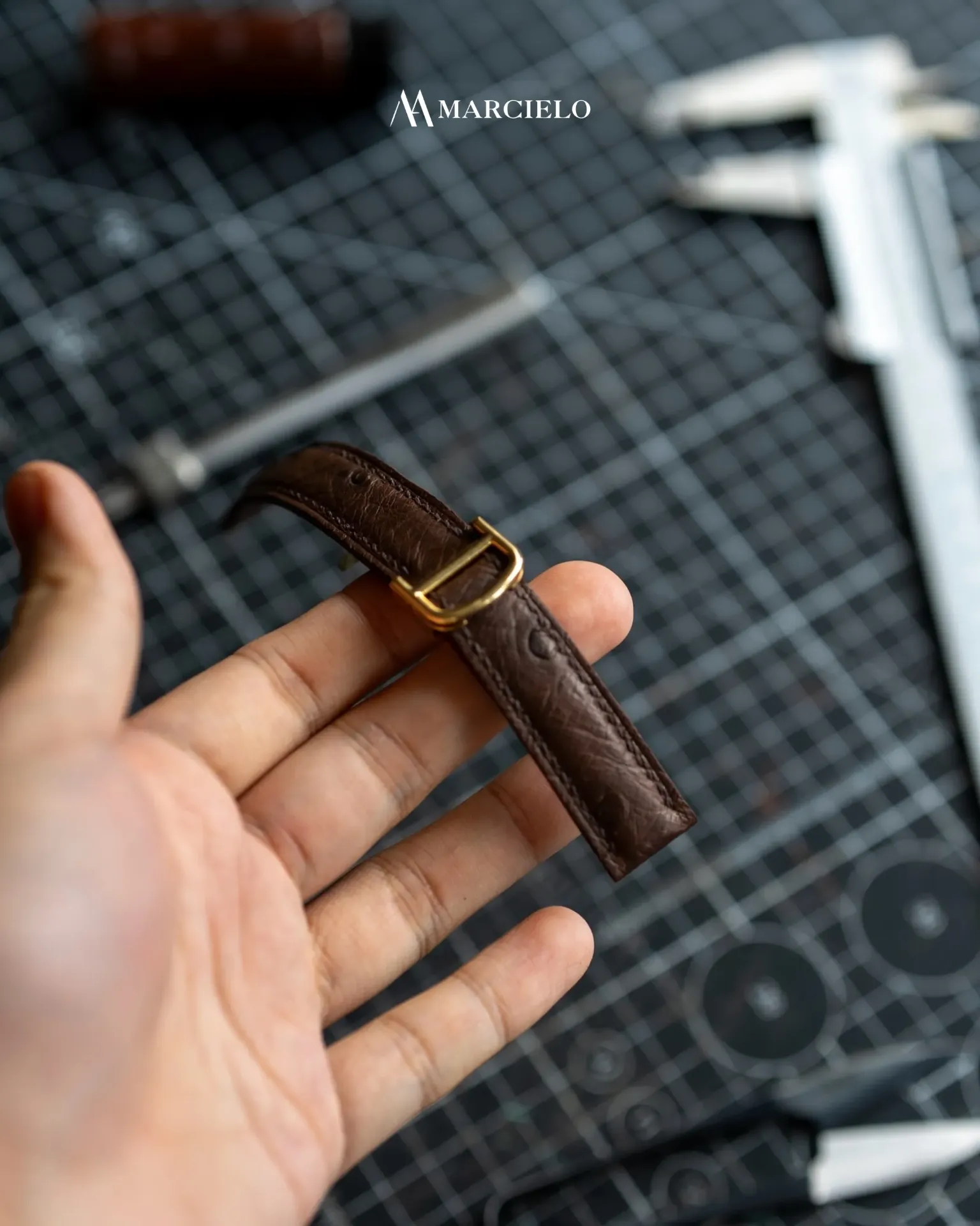 Dây đồng hồ thủ công - Cartier Santos Dumont - Da Đà Điểu - Màu Nâu