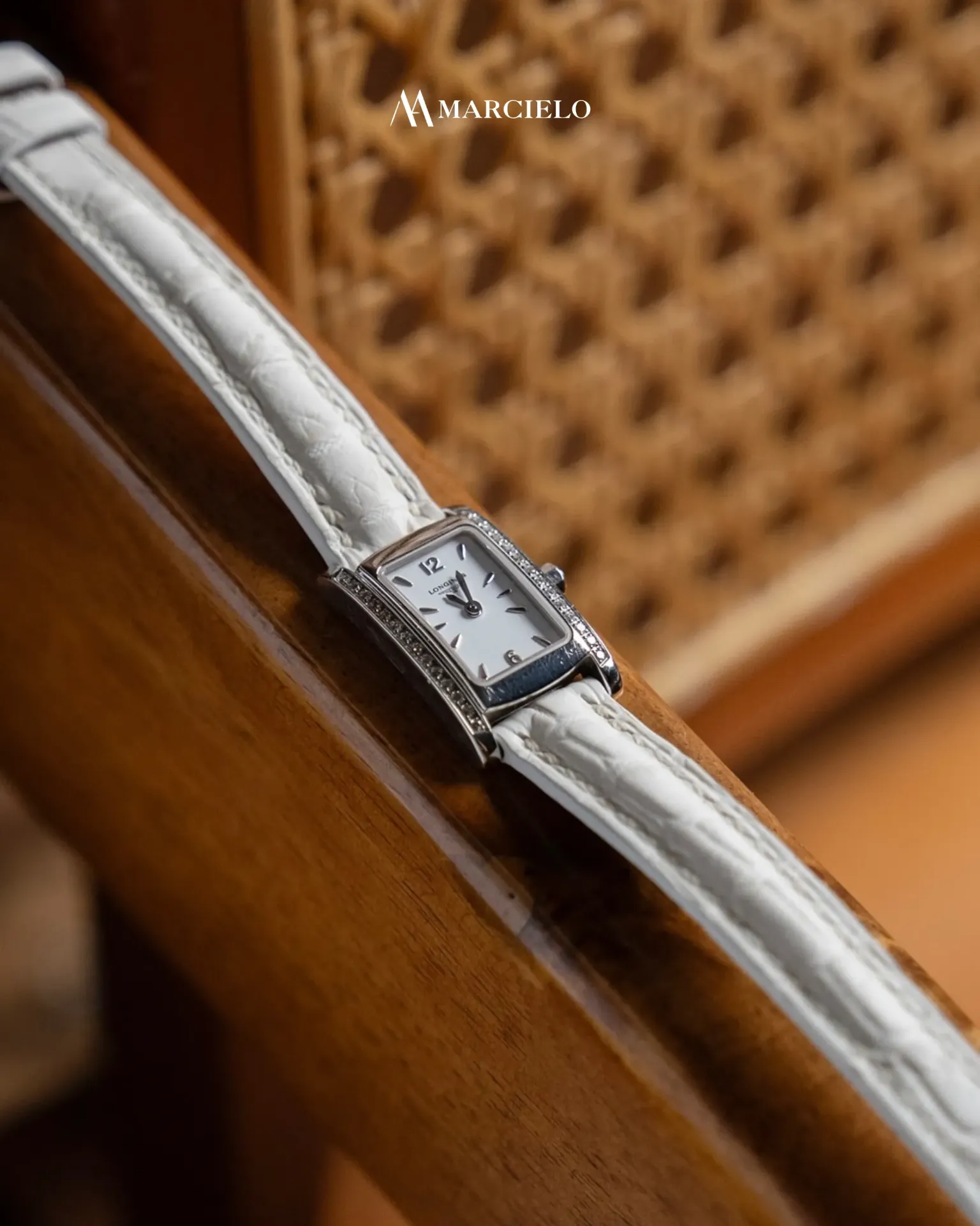 Dây đồng hồ thủ công - Longines DolceVita - Da Cá Sấu - Màu Trắng